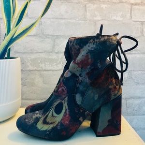 Velvet multi-color/designed heels